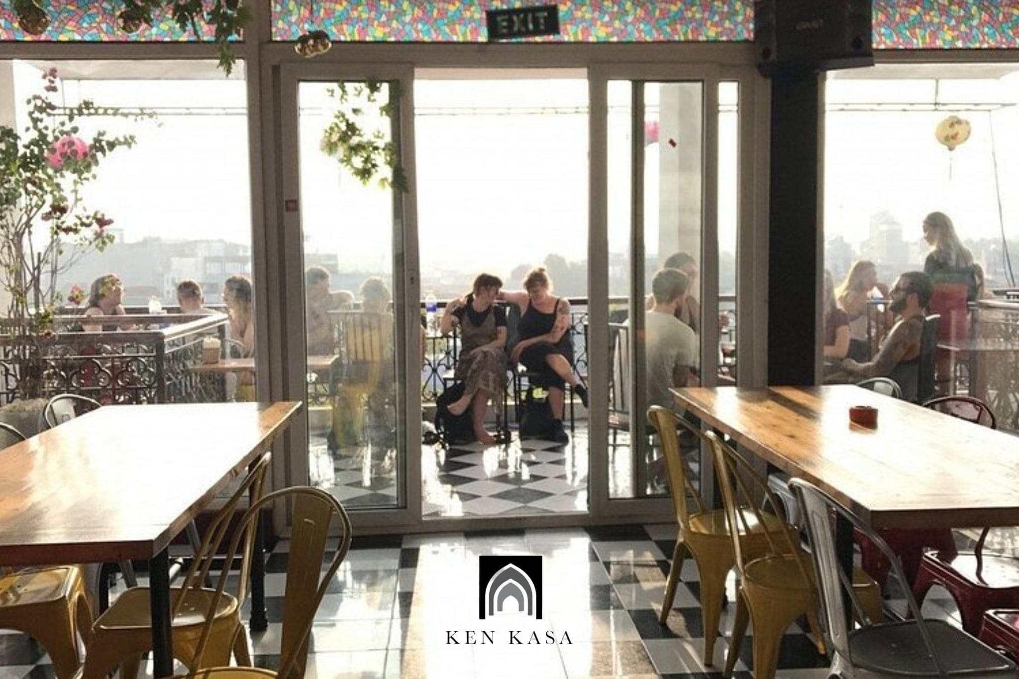 Hanoi Central Backpackers Hostel nằm gần các khu phố cổ nên thuận tiện di chuyển 